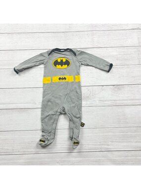 DC Comics Batman Baby Footed Sleeper Long Sleeve Pajamas 0-6 Months